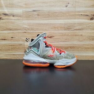 Nike LeBron 19 Fast Food Gray Orange Shoes Kids Youth Size 5